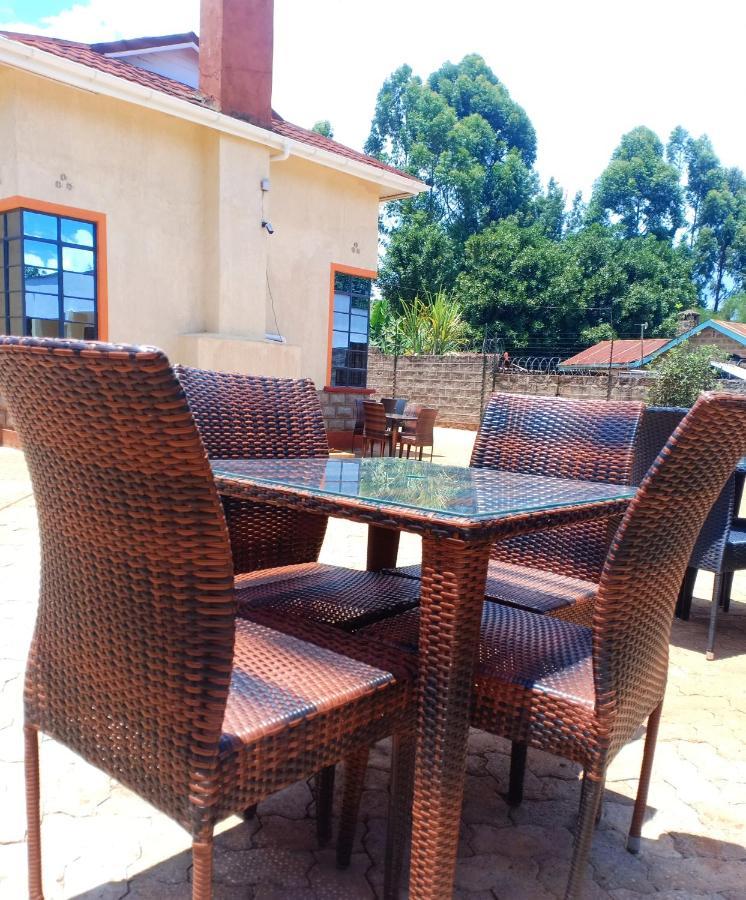 The Peak Meadows Hotel Nyeri Exterior foto